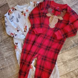 Bundle of 2 Boys fleece footie pj's 24M